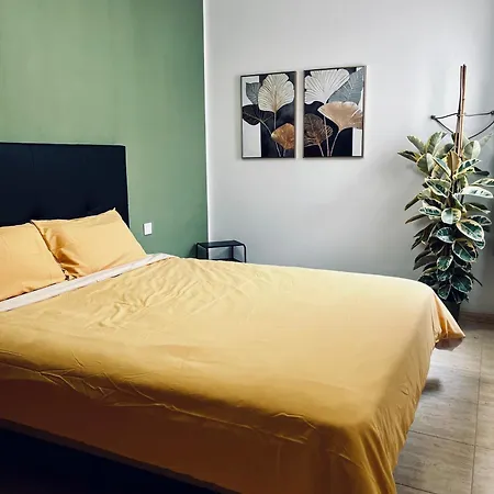 Patacon In Arrecife, Lanzarote A 2 Bedroom By Amanecer Isleno *